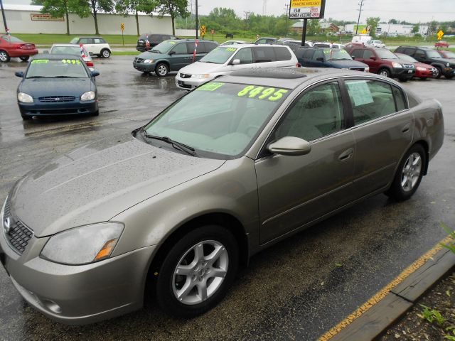 2005 Nissan Altima Pickupslt Quad Cab SWB 4WD 4x4 Truck