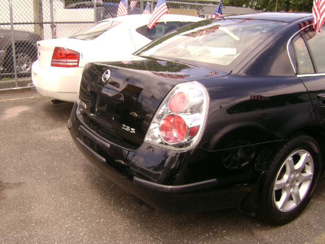 2005 Nissan Altima GS-R