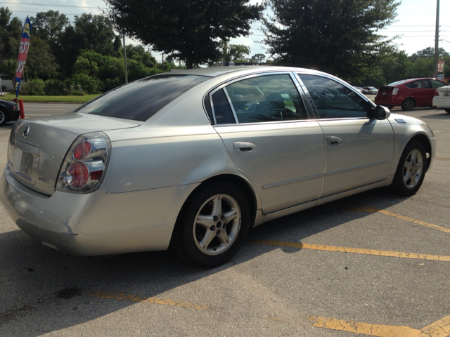 2005 Nissan Altima Pickupslt Quad Cab SWB 4WD 4x4 Truck