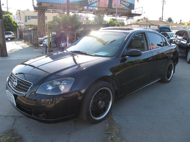 2005 Nissan Altima LE