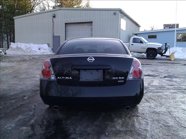 2005 Nissan Altima SE