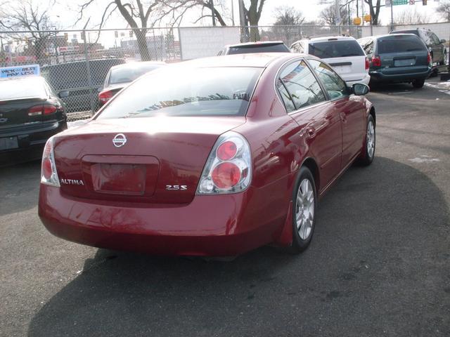 2005 Nissan Altima Unknown