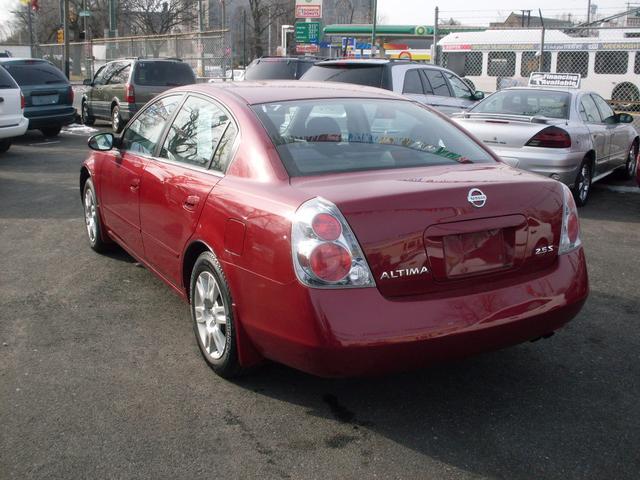 2005 Nissan Altima Unknown