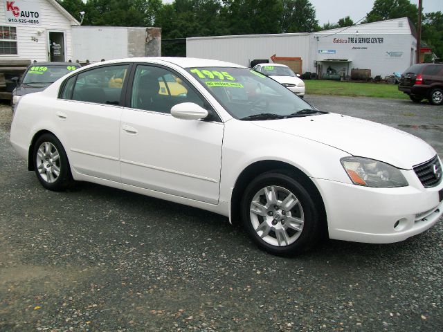 2005 Nissan Altima Pickupslt Quad Cab SWB 4WD 4x4 Truck