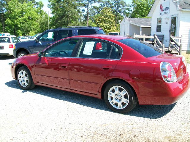 2005 Nissan Altima Pickupslt Quad Cab SWB 4WD 4x4 Truck