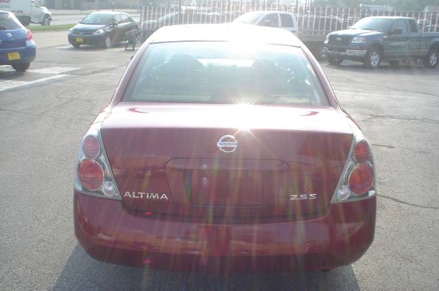 2005 Nissan Altima XR