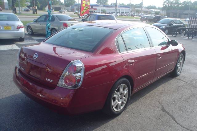 2005 Nissan Altima XR