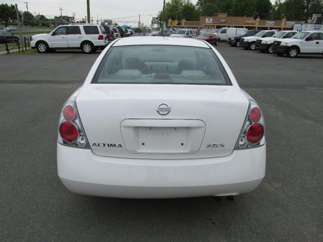 2005 Nissan Altima Pickupslt Quad Cab SWB 4WD 4x4 Truck