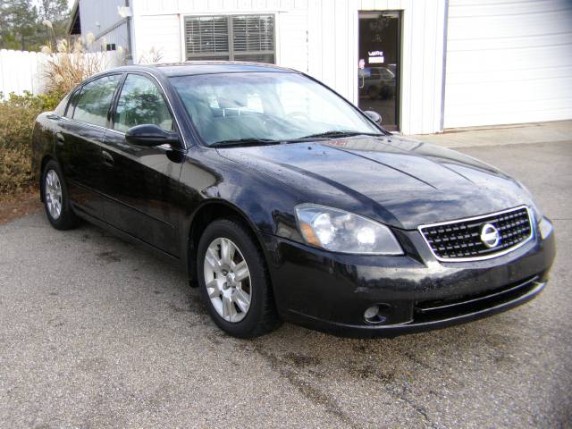 2005 Nissan Altima XR