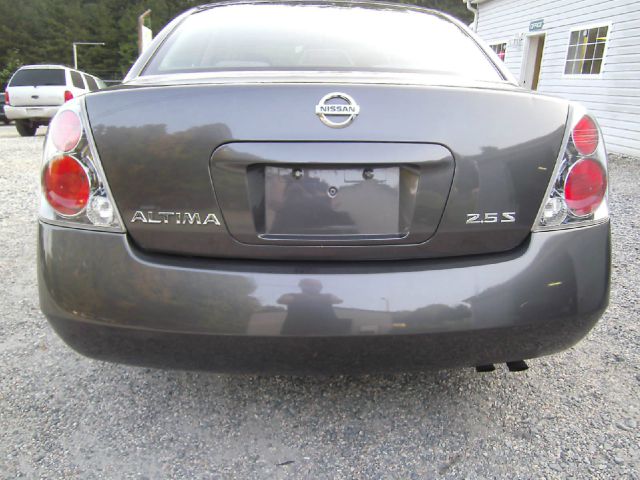 2005 Nissan Altima Pickupslt Quad Cab SWB 4WD 4x4 Truck