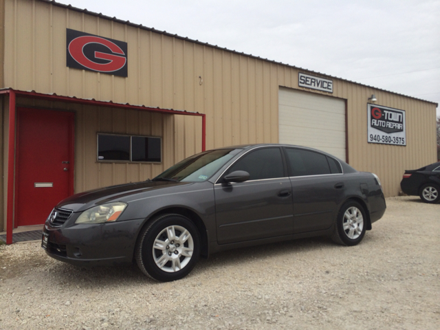 2005 Nissan Altima Pickupslt Quad Cab SWB 4WD 4x4 Truck