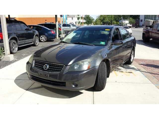 2005 Nissan Altima Pickupslt Quad Cab SWB 4WD 4x4 Truck