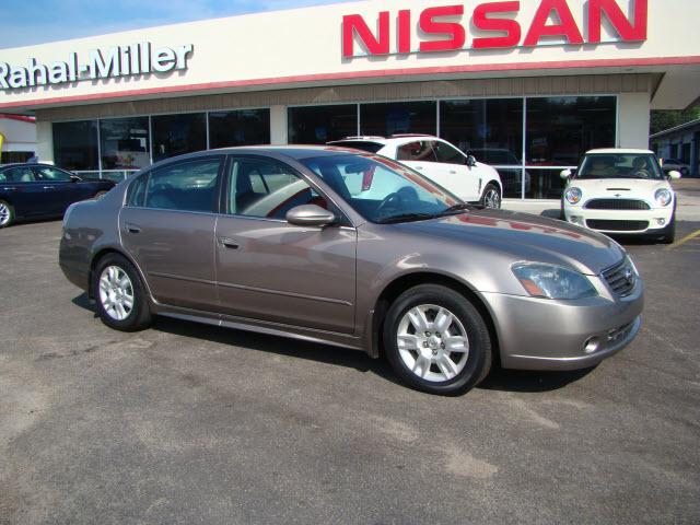 2005 Nissan Altima Unknown