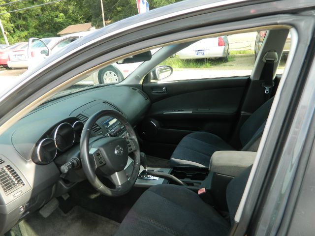 2005 Nissan Altima LE