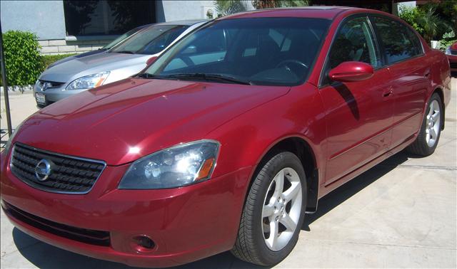 2005 Nissan Altima Front-wheel Drive LS SUV