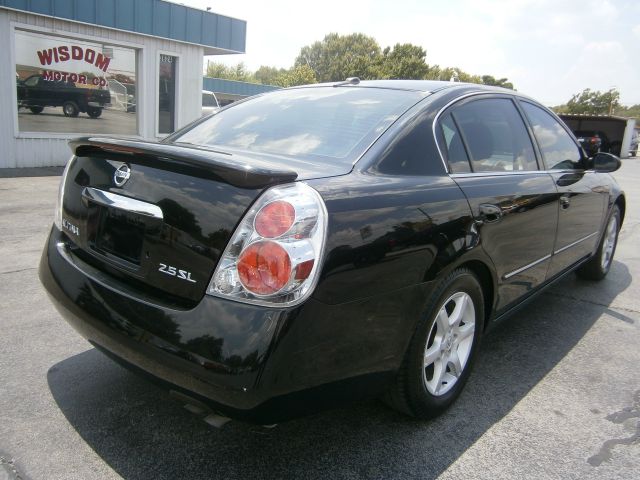 2005 Nissan Altima SLT Quad Cab 2WD