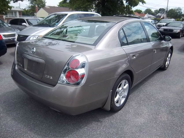 2005 Nissan Altima Pickupslt Quad Cab SWB 4WD 4x4 Truck