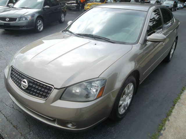 2005 Nissan Altima Pickupslt Quad Cab SWB 4WD 4x4 Truck