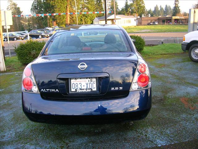 2005 Nissan Altima XR