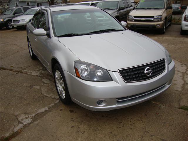 2005 Nissan Altima Sport Utility 4 D