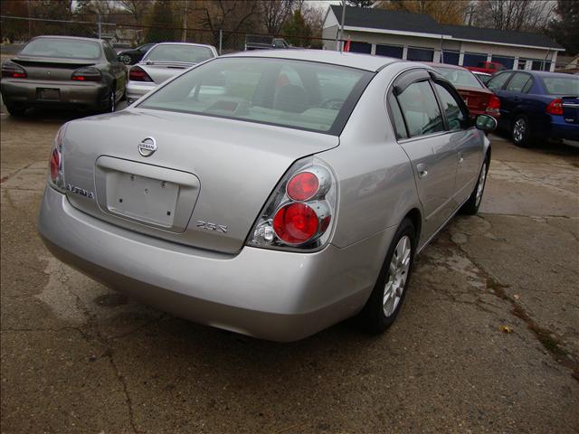 2005 Nissan Altima Sport Utility 4 D