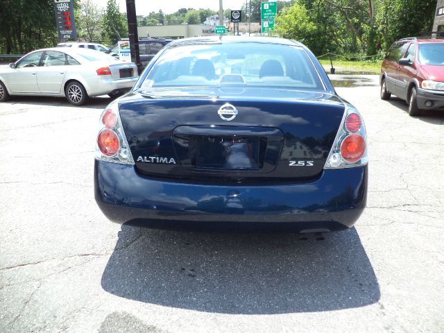 2005 Nissan Altima Pickupslt Quad Cab SWB 4WD 4x4 Truck