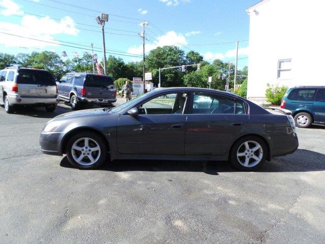 2005 Nissan Altima LE