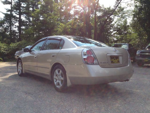 2005 Nissan Altima Pickupslt Quad Cab SWB 4WD 4x4 Truck