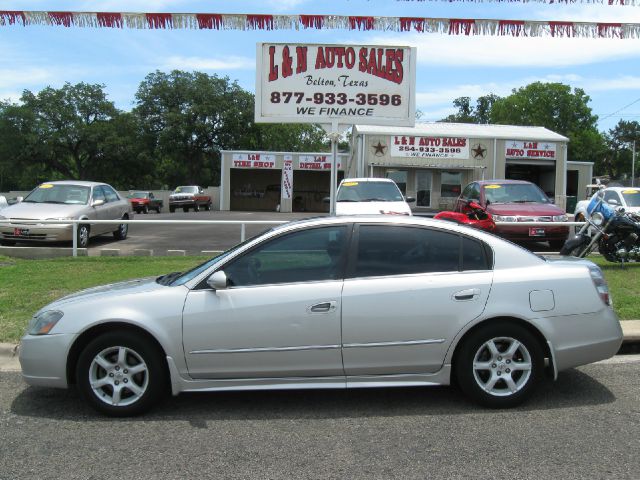 2005 Nissan Altima Pickupslt Quad Cab SWB 4WD 4x4 Truck