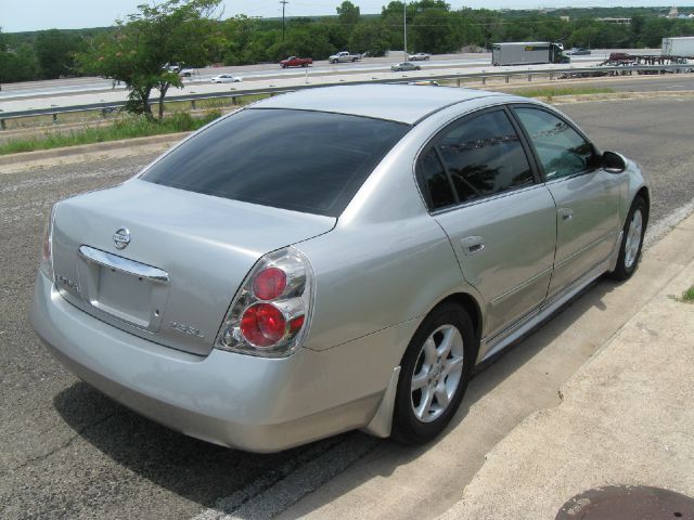 2005 Nissan Altima Pickupslt Quad Cab SWB 4WD 4x4 Truck