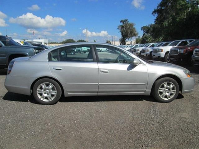 2005 Nissan Altima Pickupslt Quad Cab SWB 4WD 4x4 Truck