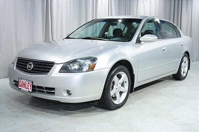 2005 Nissan Altima LE