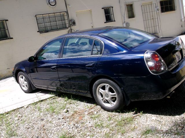 2005 Nissan Altima LE