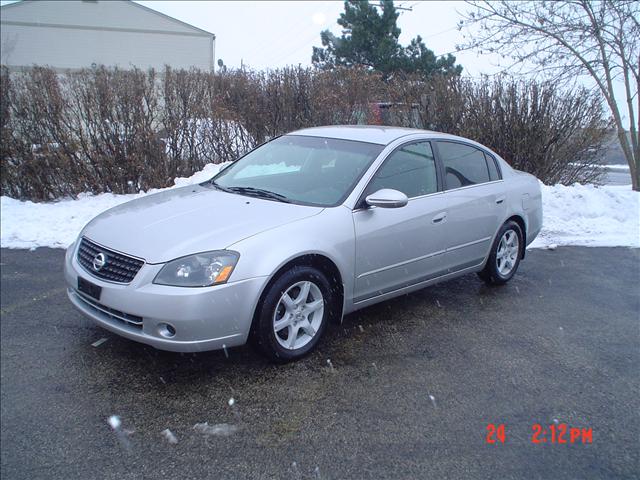 2005 Nissan Altima XR