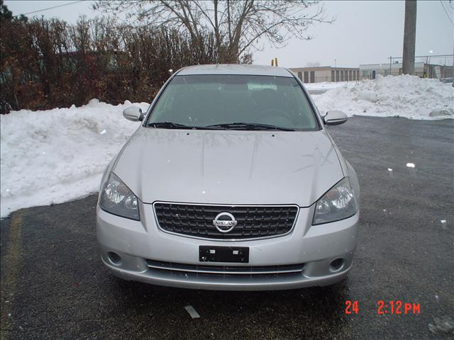 2005 Nissan Altima XR