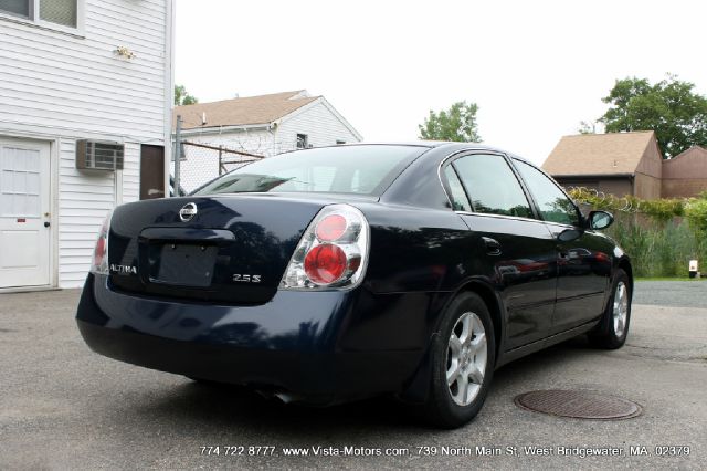 2005 Nissan Altima Pickupslt Quad Cab SWB 4WD 4x4 Truck