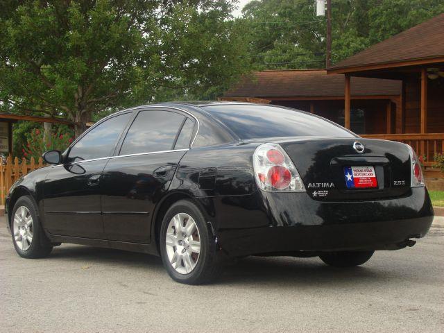 2005 Nissan Altima GS-R