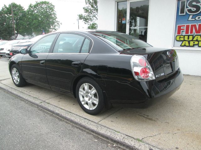 2005 Nissan Altima Pickupslt Quad Cab SWB 4WD 4x4 Truck