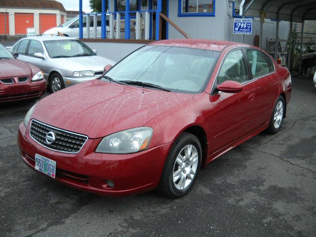 2005 Nissan Altima Pickupslt Quad Cab SWB 4WD 4x4 Truck