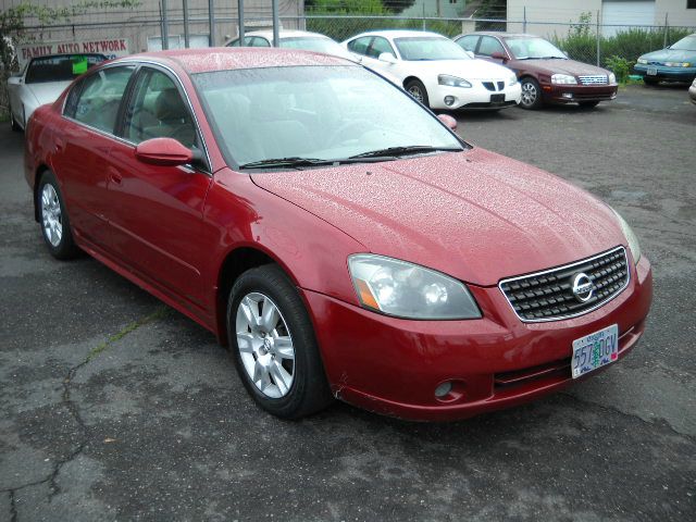 2005 Nissan Altima Pickupslt Quad Cab SWB 4WD 4x4 Truck