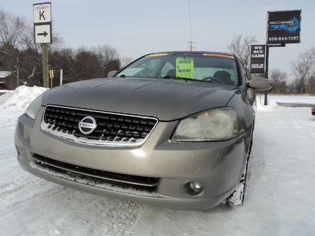 2005 Nissan Altima LE