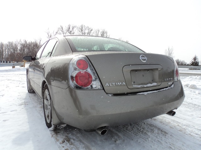 2005 Nissan Altima LE