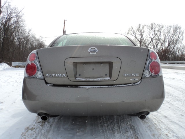 2005 Nissan Altima LE