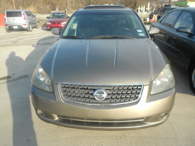 2005 Nissan Altima LE