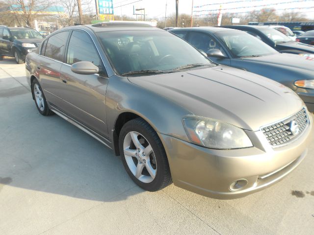 2005 Nissan Altima LE