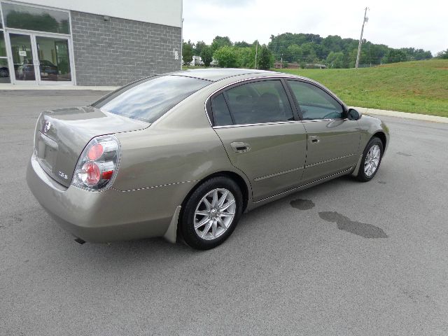 2005 Nissan Altima GS-R