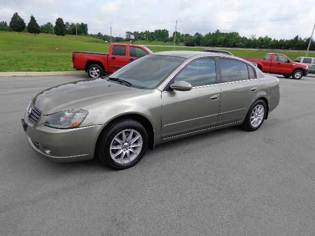 2005 Nissan Altima GS-R