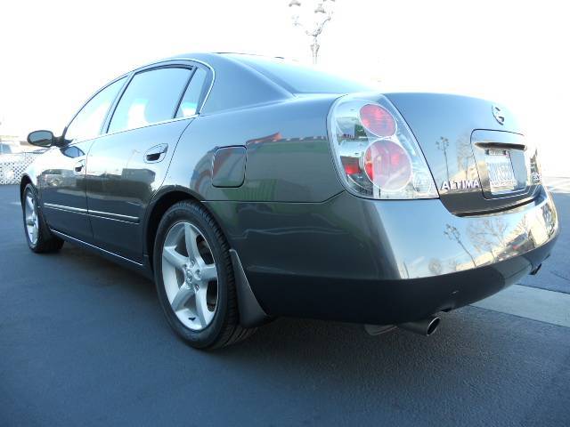 2005 Nissan Altima SE