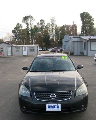 2005 Nissan Altima LE