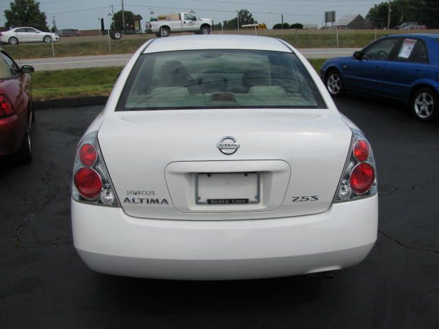 2005 Nissan Altima Pickupslt Quad Cab SWB 4WD 4x4 Truck